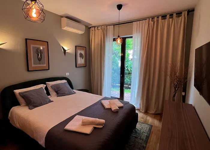Apartment Corner