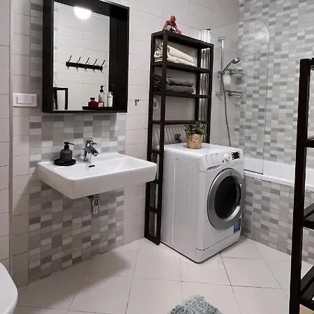 Corner 아파트 *